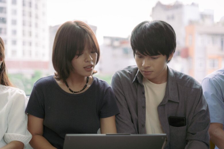 Hồng Khanh và Trần Tú đều là con nhà nòi và yêu nghệ thuật.