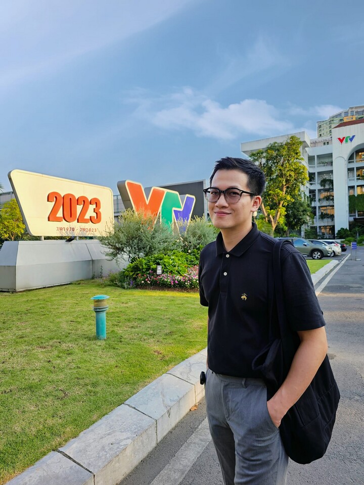 Nam MC tốt nghiệp cử nhân khoa Vật lý - Công nghệ hạt nhân của trường ĐH Khoa học Tự nhiên.