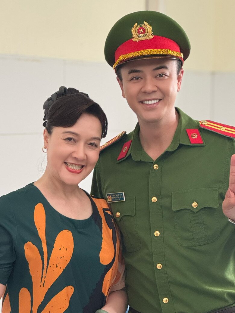 Nam MC cũng là gương mặt diễn viên quen thuộc.