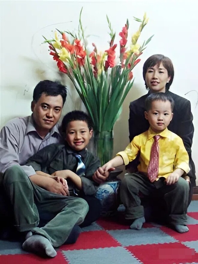 Nam MC rất kín tiếng về vợ con, hiếm khi chia sẻ trên mạng xã hội.