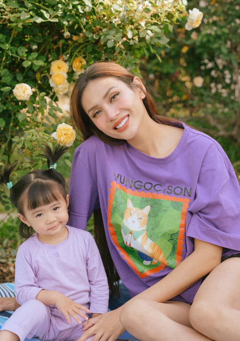 Sao Việt 24h: Angela Phương Trinh bất ngờ trở lại với mái tóc dài, khán giả bồi hồi nhớ hình ảnh amp;#34;người mẹ nhíamp;#34; một thời - 7