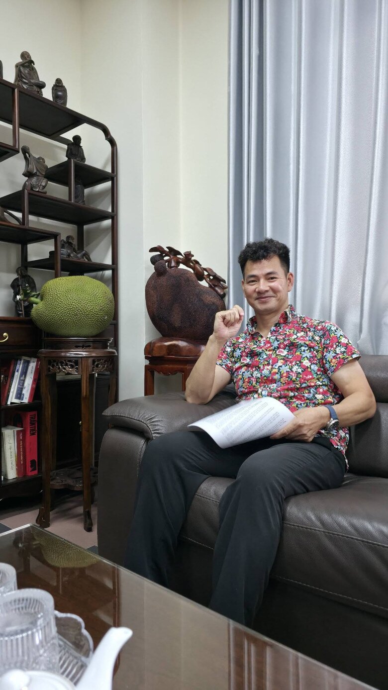 Sao Việt 24h: Bố mẹ chồng quyền lực của Khánh Thi trẻ trung mừng sinh nhật cháu; Vợ Ưng Hoàng Phúc khoe em gái như sinh đôi - 5