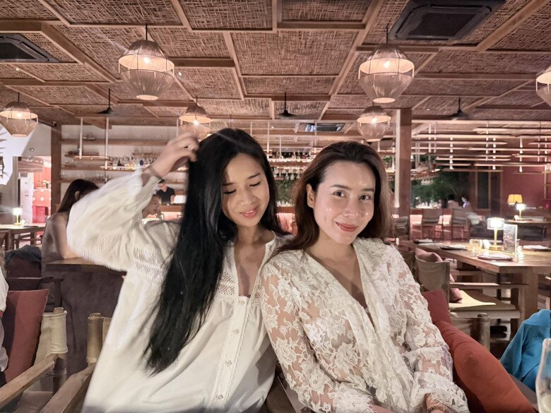 Sao Việt 24h: Khánh Thi khoe con trai khiêu vũ giống hệt bố kiện tướng, Kubi được khen chân dài nên nhảy đẹp vượt Phan Hiển - 7