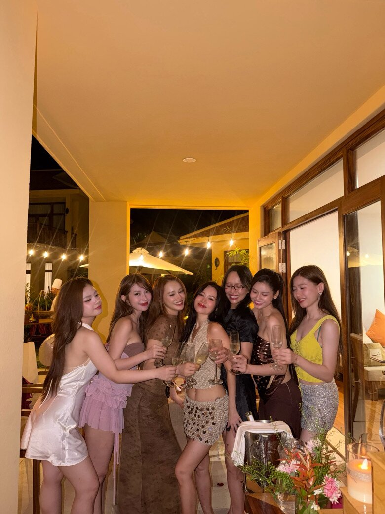 Sao Việt 24h: Ngô Thanh Vân và chồng amp;#34;trốnamp;#34; con gái đi hẹn hò, đạo diễn U50 sau sinh được khen trẻ hơn ông xã kém tuổi - 7