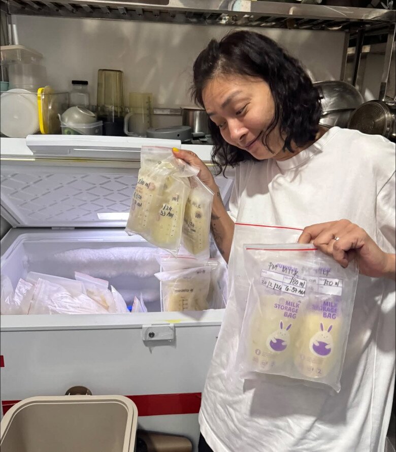 Sao Việt 24h: Quyền Linh cầm ô đón Lọ Lem như vệ sĩ; Mẹ Nhật Kim Anh sắp thay khớp gối vẫn sung sức đi bơi - 7