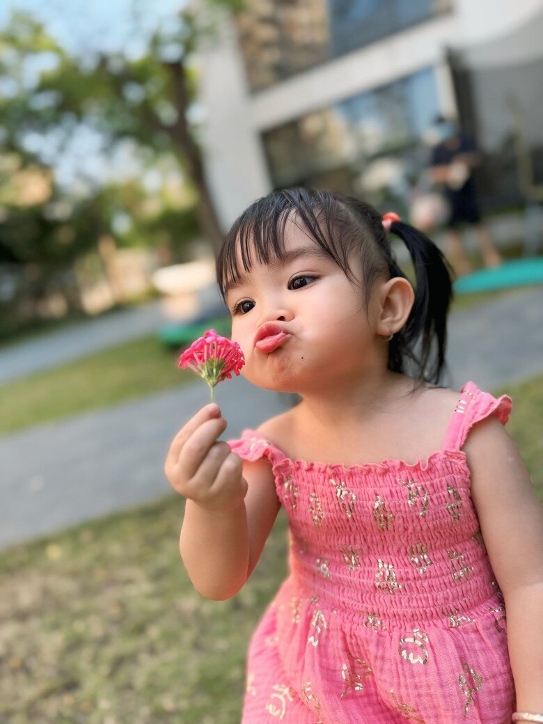 Sao Việt 24h: Nghi vấn Lọ Lem về quê ra mắt nhà bạn trai hào môn, phản ứng của Quyền Linh khi con gái có người yêu - 12