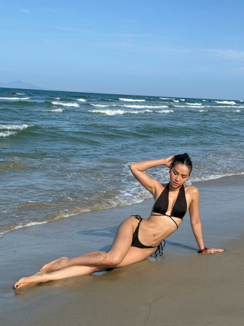 Sao Việt 24h: Thu Trang khoe con trai tuổi 14 đã cao hơn Tiến Luật; MC Mai Ngọc tiết lộ quý tử ngày ăn 7 cữ - 7