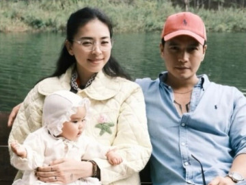 Bài học "đắt giá" của Ngô Thanh Vân khi làm mẹ ở tuổi 46