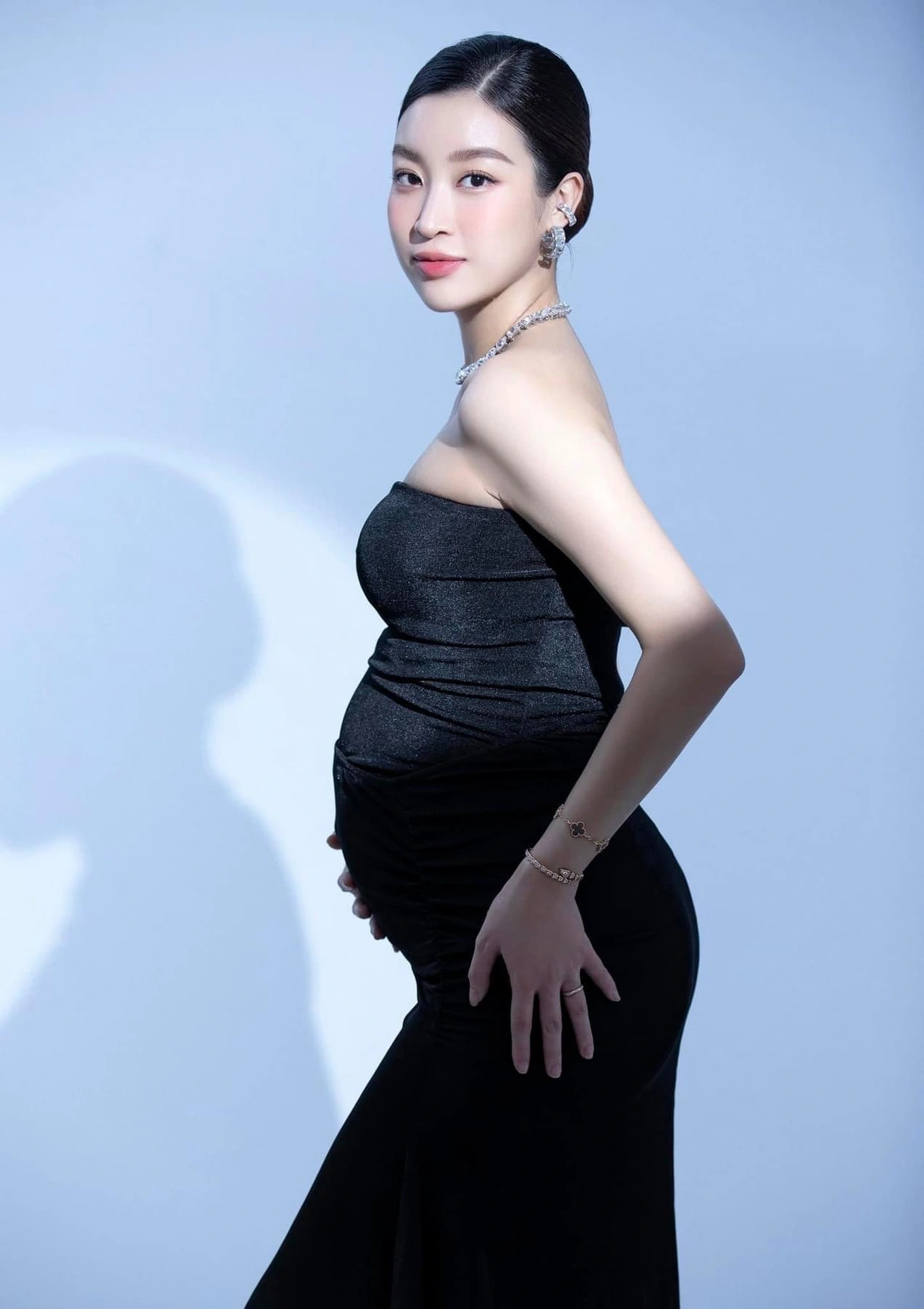 9X bầu bí vẫn gọn gàng, xinh đẹp.