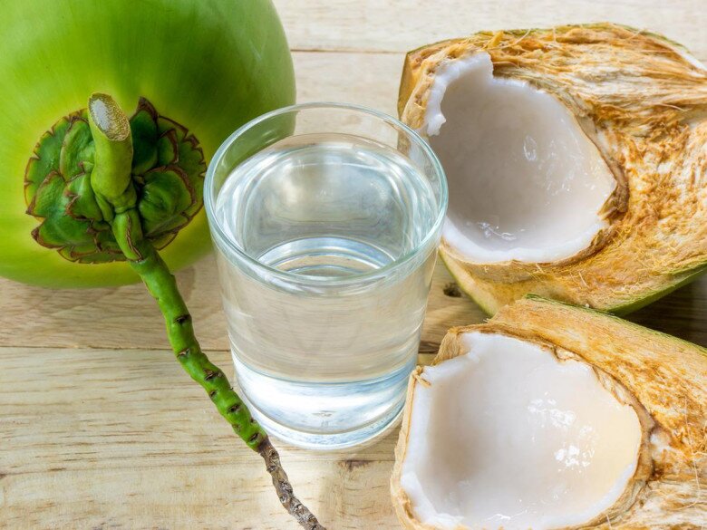 Sự thật khoa học lời đồn mẹ bầu chăm uống nước dừa, con sinh ra da trắng bóc - 4