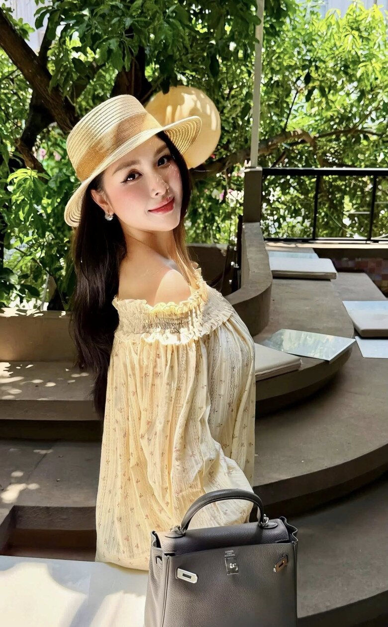 Chị dâu Bảo Thy thông báo mang bầu lần 3, U35 trẻ xinh chuẩn tiểu thư Sài thành một thời - 4
