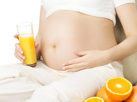 9 đồ uống "bổ con, đẹp mẹ" tốt cho bà bầu ngày nắng nóng hơn 35 độ