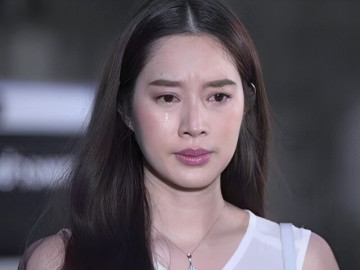 3 năm ly hôn gặp vợ cũ ôm bụng bầu đứng cầm hộp cơm từ thiện, tôi đến gần định mỉa thì có người bảo: "Cảm ơn giám đốc!"