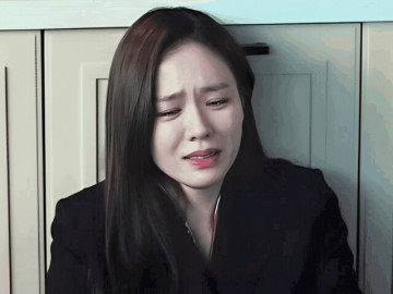 Bà bầu - Tối muộn xin ngủ lại nhà bạn thân, nhìn đĩa trái cây trong tủ lạnh, tôi phát hiện đã bị chồng "cắm sừng"