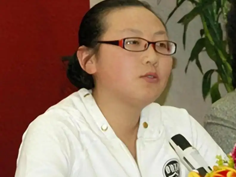 Cuộc sống hiện tại của amp;#34;em bé thụ tinh ống nghiệmamp;#34; chào đời 38 năm về trước khiến nhiều người bất ngờ - 10