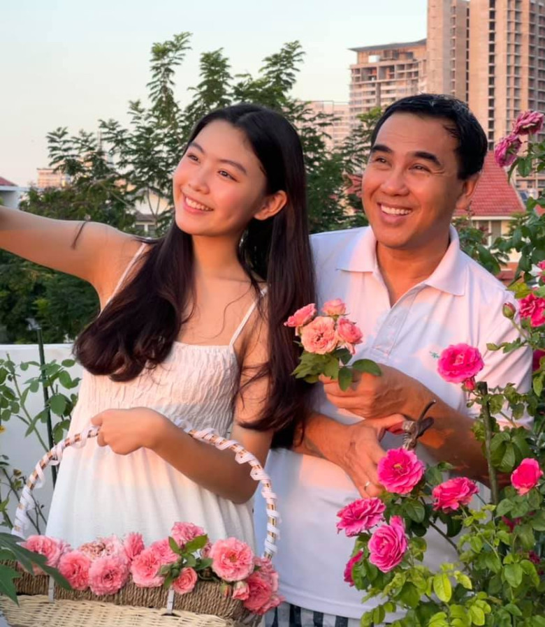 Sao Việt phản ứng khi con yêu tuổi học trò: Hồ Ngọc Hà ra tận nơi đón bạn gái Subeo, Lệ Quyên thoải mái khoe bạn gái Tây của quý tử - 8