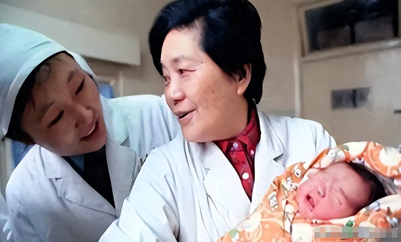 Cuộc sống hiện tại của amp;#34;em bé thụ tinh ống nghiệmamp;#34; chào đời 38 năm về trước khiến nhiều người bất ngờ - 5