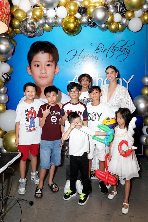 Những lần sinh nhật xa hoa trước đó của Bo được bố mẹ tổ chức.