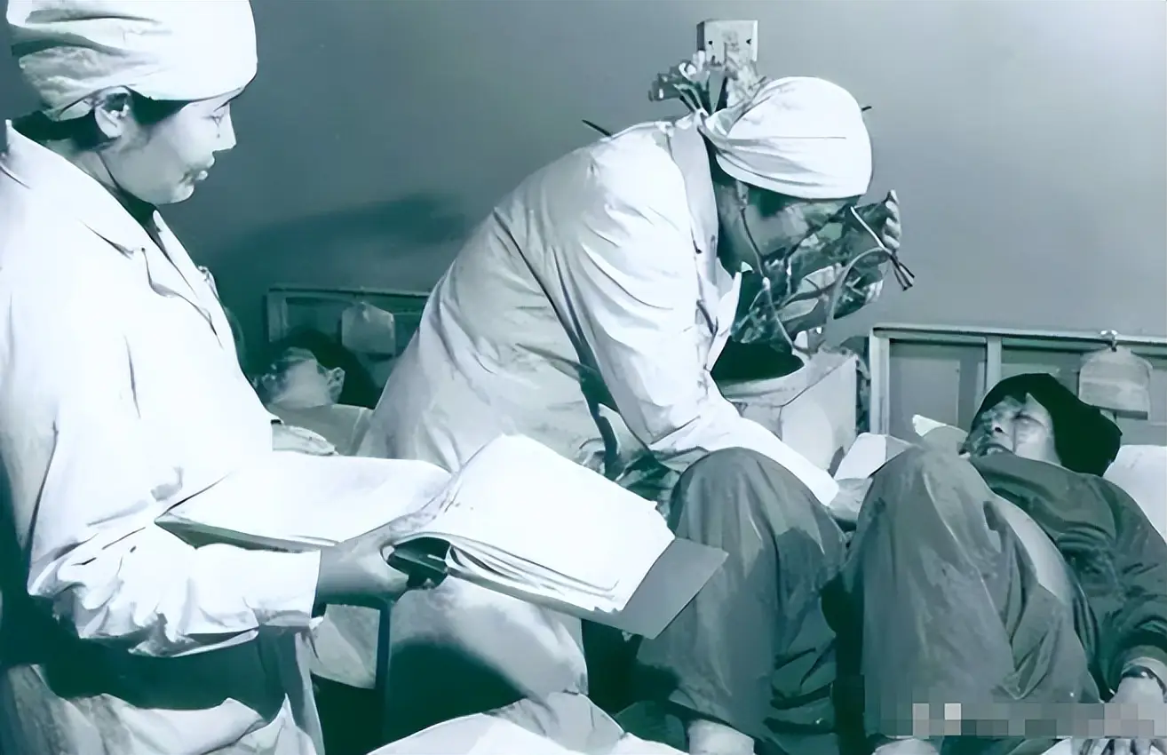 Cuộc sống hiện tại của amp;#34;em bé thụ tinh ống nghiệmamp;#34; chào đời 38 năm về trước khiến nhiều người bất ngờ - 1