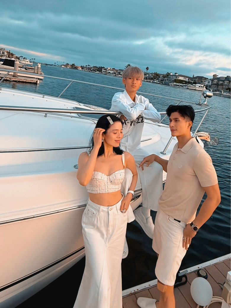 Lệ Quyên làm sinh nhật đầy xa hoa cho con trai ở nhà hàng: Bàn tiệc dài kín phòng, 2 chiếc bánh kem cầu kì - 19