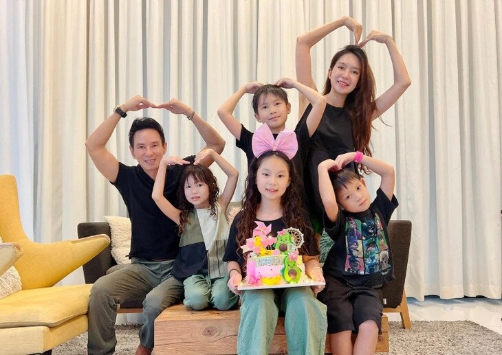 3 gia đình showbiz Việt càng đông con càng amp;#34;nhiều lộcamp;#34;, bé nào cũng xinh xắn, dễ thương, bố mẹ giàu sang phú quý - 5