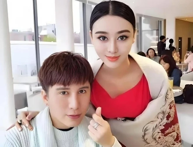 Hot girl chi 30 tỷ phẫu thuật thẩm mỹ cưới được bác sĩ, con chào đời có gương mặt rất đẹp - 4