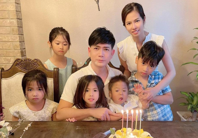 3 gia đình showbiz Việt càng đông con càng amp;#34;nhiều lộcamp;#34;, bé nào cũng xinh xắn, dễ thương, bố mẹ giàu sang phú quý - 1