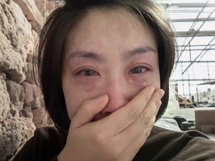 2 con gái lớn đi ăn một bữa lẩu hoá đơn 1,4 triệu, người mẹ ở nhà bật khóc: “Tôi sống còn không bằng thú cưng của chúng” - 1