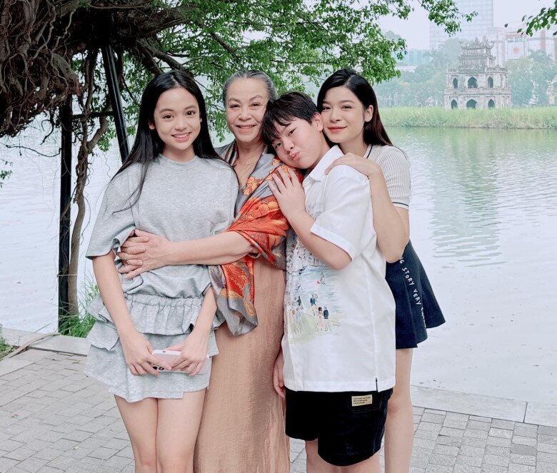 Con gái màn ảnh của Việt Anh được dự đoán amp;#34;sinh ra để làm Hoa hậuamp;#34;, dậy thì xinh đẹp, học trường quốc tế 100 triệu - 10