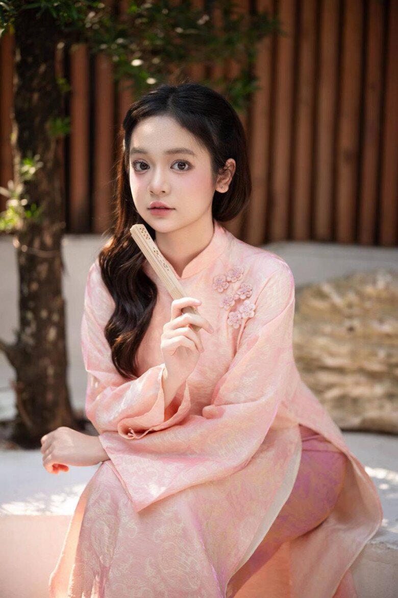 Con gái màn ảnh của Việt Anh được dự đoán amp;#34;sinh ra để làm Hoa hậuamp;#34;, dậy thì xinh đẹp, học trường quốc tế 100 triệu - 2