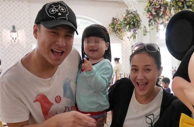 Lấy đại gia, hot girl Đài Loan khóc nấc kể chuyện bị chèn ép, không chịu được nên làm mẹ đơn thân - 3