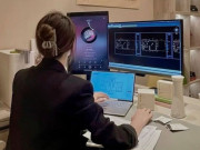 Yêu con - Con trai từ chối mang cơm cho mẹ vì "bận", người phụ nữ khóc nức nở khi về nhà thấy đứa trẻ chỉ đang nằm xem tivi