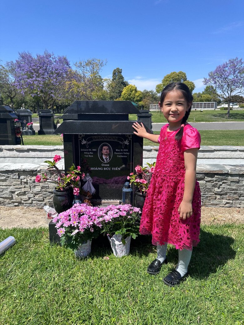 Sau 2 năm chồng mất, Hoa hậu Bình Phương nghẹn ngào khi con gái luôn hỏi amp;#34;Sao ba Tiến không trở lại?amp;#34; - 1