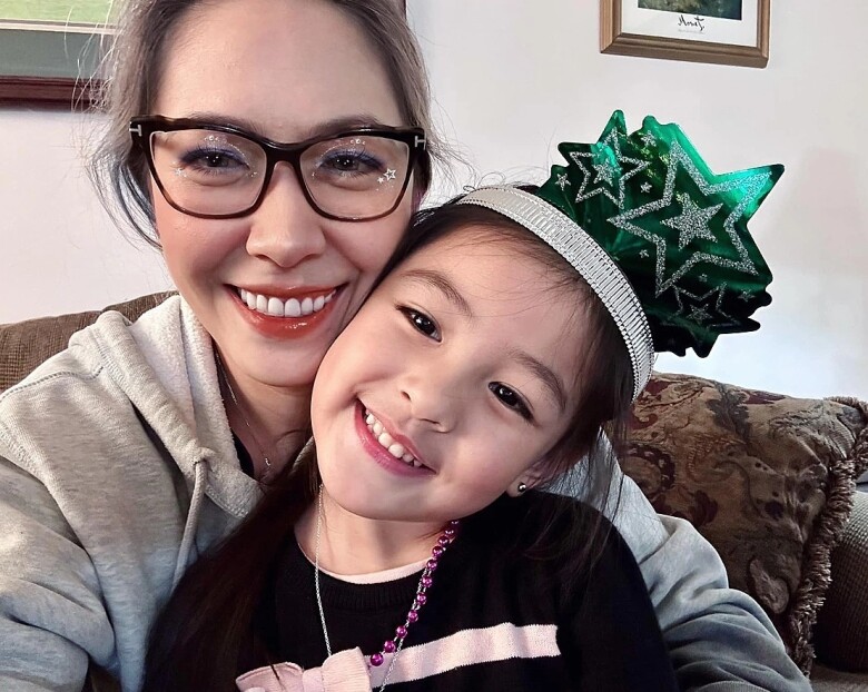 Sau 2 năm chồng mất, Hoa hậu Bình Phương nghẹn ngào khi con gái luôn hỏi amp;#34;Sao ba Tiến không trở lại?amp;#34; - 3