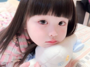 Bị chối bỏ, mẹ đặt tên con là Hoài Hận, đứa trẻ lớn lên ra phòng nói nhân viên tư pháp làm việc ý nghĩa