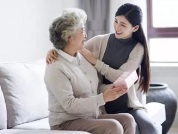 Về già, khi không đủ trả tiền viện phí tôi mới thấm: Cách thông minh nhất để vừa cho tiền con mà vẫn nghỉ hưu sung sướng là đây!