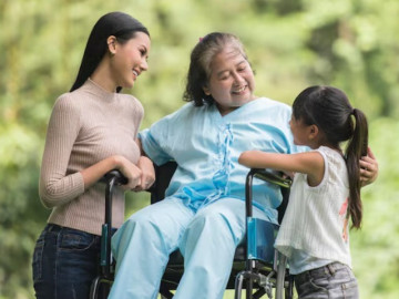 Yêu con - Về già, bất kể giàu nghèo thế nào, việc giúp đỡ con cái trong ba điều này là rất quan trọng