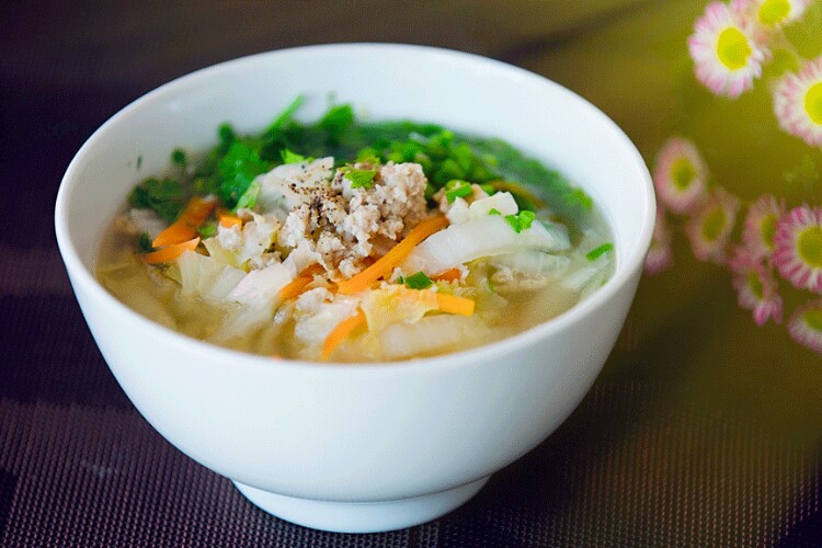 Canh cải thảo là món ăn yêu thích của nhiều người (Ảnh minh hoạ)