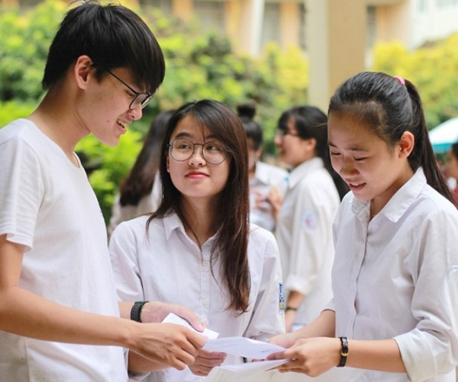 Với thời gian làm bài 50 phút, môn Địa lý tiếp tục là lựa chọn quen thuộc của nhiều thí sinh trong các tổ hợp xét tuyển có yếu tố khoa học xã hội, văn học, kinh tế, du lịch, quản trị và các ngành liên quan đến dân cư, môi trường.