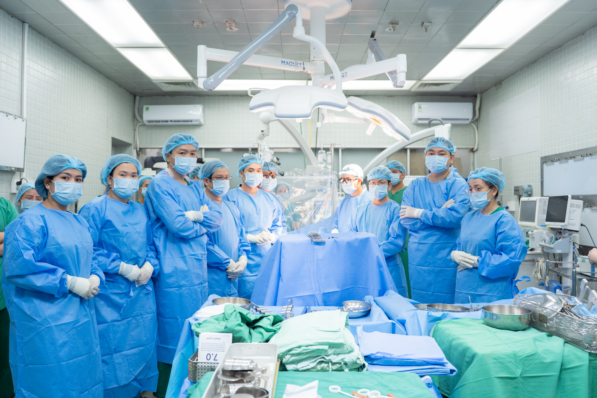 Trường hợp lá gan hiến được chia đôi để ghép cho một bệnh nhân tại Bệnh viện Chợ Rẫy và một bệnh nhi có chỉ định ghép gan khẩn cấp tại Bệnh viện Đại học Y Dược TP.HCM được đánh giá là khó về chuyên môn và khẩn cấp về thời gian.