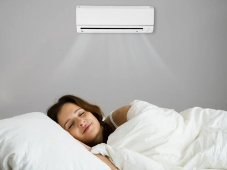 Sức khỏe - Thời tiết nắng nóng, đâu là những sai lầm khi dùng điều hòa khiến cả nhà dễ đổ bệnh?