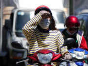 Sức khỏe - Nắng nóng liên tục kéo dài khiến bệnh da diễu gia tăng, chuyên gia chỉ cách bảo vệ hiệu quả