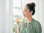 Sức khỏe - Người uống trà xanh và nước lọc, ai mới thật sự chống lão hóa tốt và ít bệnh tật hơn?