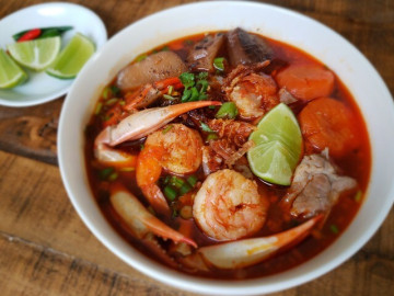 Sức khỏe - Tôm và cua loại nào nấu canh mới thật sự giúp giải nhiệt mùa nắng nóng? Bạn sẽ bất ngờ về hàm lượng canxi khi ăn