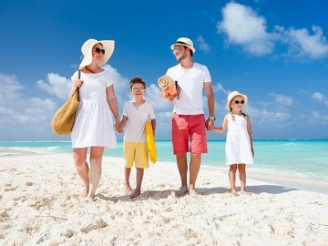 Sức khỏe - Chuyên gia cảnh báo thói quen “giải nhiệt” trong ngày nắng nóng, nhất là khi đi du lịch có thể gây đột quỵ