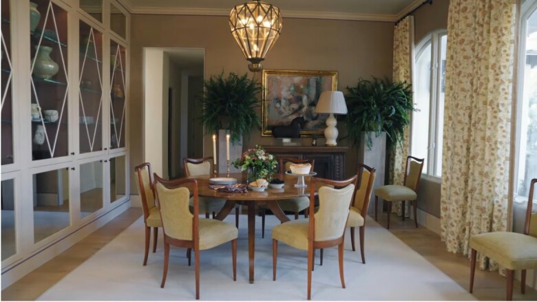 Bên trong biệt thự 2.000m2 của mỹ nhân Cần Thơ thành danh ở Hollywood cùng chồng tài tử, từng góc nhà đều đẹp như tranh - 9