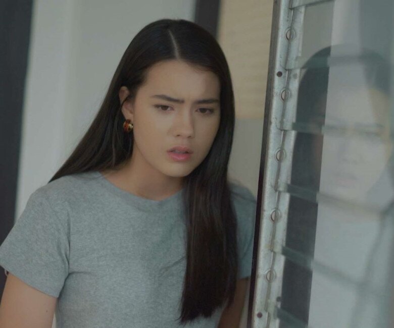 Tôi không bước vào nữa, đứng ngoài cửa thêm vài giây rồi quay đi. (Ảnh minh họa)