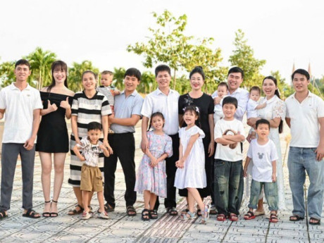 3 chị em lấy 3 anh em ruột ở Nghệ An, thông gia thân thiết như người một nhà