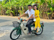 Yêu - Bị nói "trâu già gặm cỏ non", Tiết Cương dí dỏm đáp: "Thấy cái gì ngon mình phải ăn chứ?"
