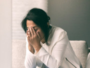 Yêu - Nghỉ hưu dồn hết tiền lương cho con cháu, vô tình nghe con dâu nói chuyện với bố ruột, tôi mất ngủ cả đêm